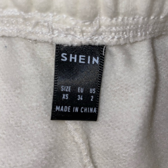 (SOLD ON INSTAGRAM‼️) SHEIN jogger shorts - Picture 4 of 4